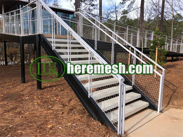 Stainless Steel Cable Mesh Fence