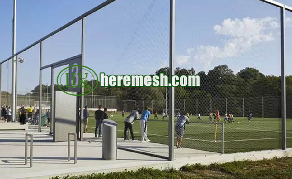 Application Of Stainless Steel Cable Mesh In Sport And Park