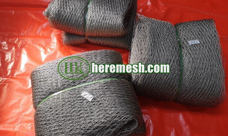 animal enclosure mesh