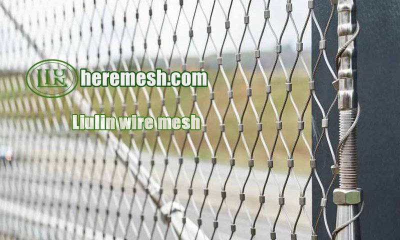 outdoor animal enclosure mesh